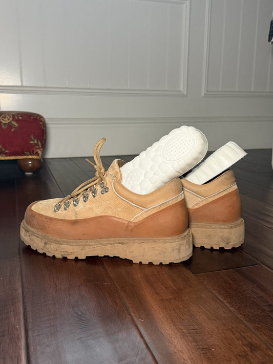 Shoe Lifts for Women: How Much Height You Get (and How to Size Them) - CloudSole